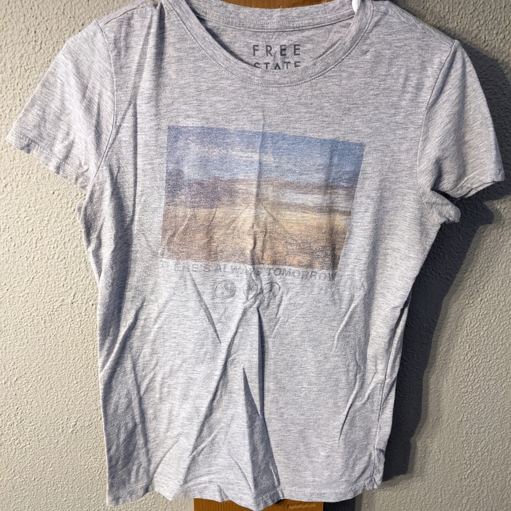Tee shirt